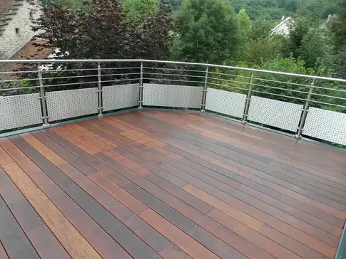 rénovation d'escaliers en bois à Concarneau - image 3